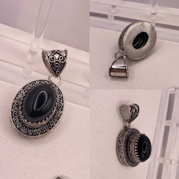 Beautiful Black Onyx Gemstone Handmade Pendant - Picture 2 of 7